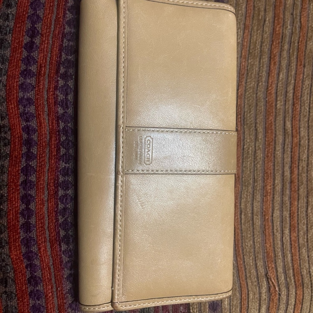 Coach Tan Leather Handbag and Wallet - Picture 4 of 7